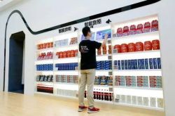 荷兰vs芬兰首发：德佩、加克波、赖因德斯先发，赫拉芬贝赫出战